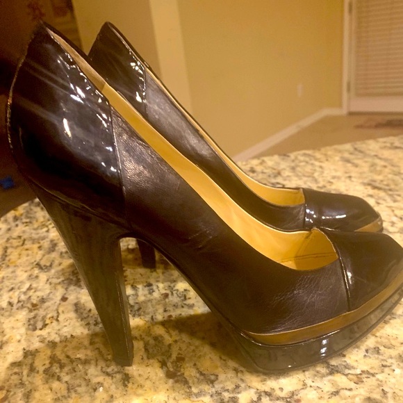 YSL Heels - Picture 3 of 7